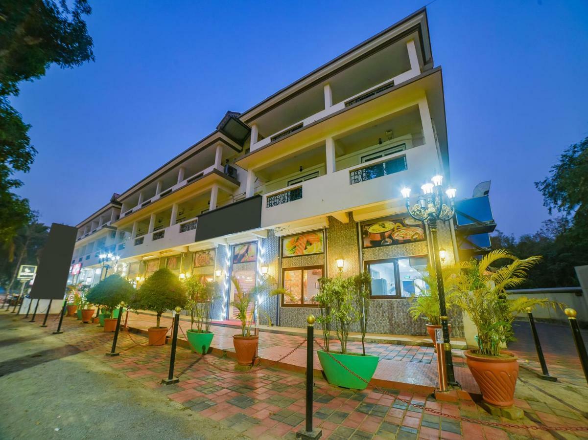 The Avenue Orlim Cavelossim Exterior foto